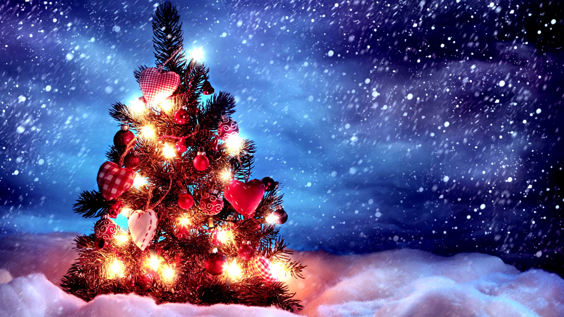 Christmas Tree With Lights 1920x1080 (1080p) Wallpaper