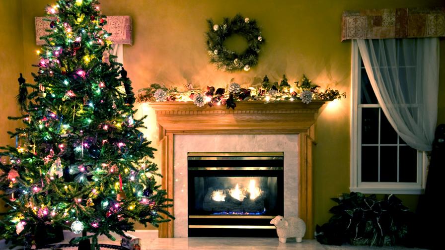 Christmas Fireplace Scene